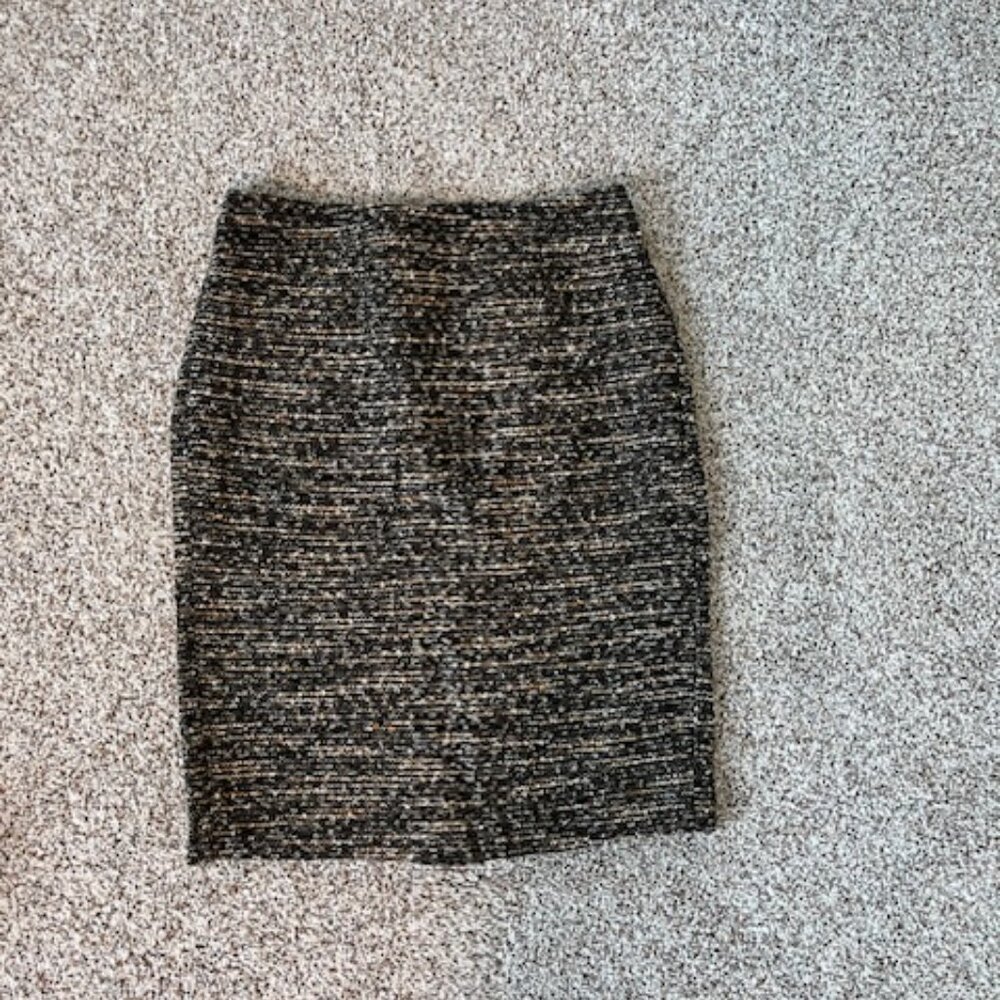 Ann Taylor - NWT - Knit Pencil Skirt - Size 0